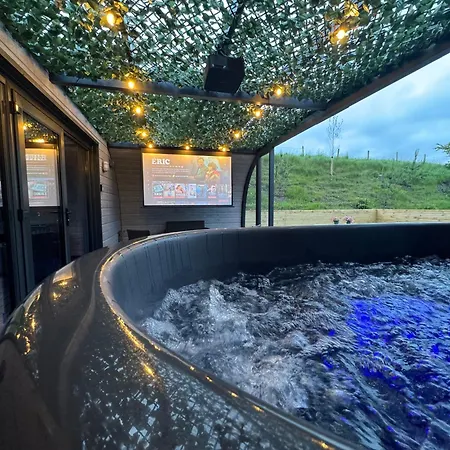 Apartament Primrose Glamping Pods *