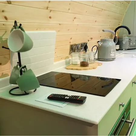 דירה Primrose Glamping Pods
